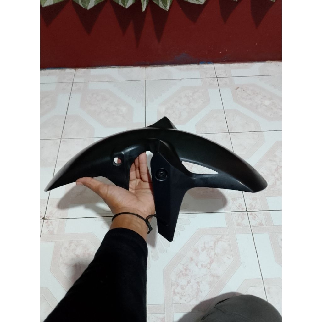 spakbor depan Honda cb 150 R original