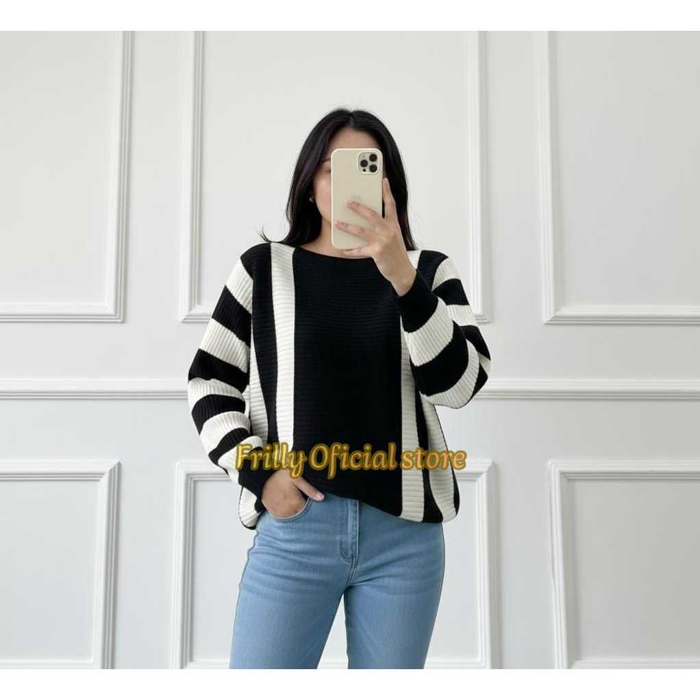 Blouse Rajut Batwing / Atasan Kalong Wanita Oversize Motif Garis  Kekinian