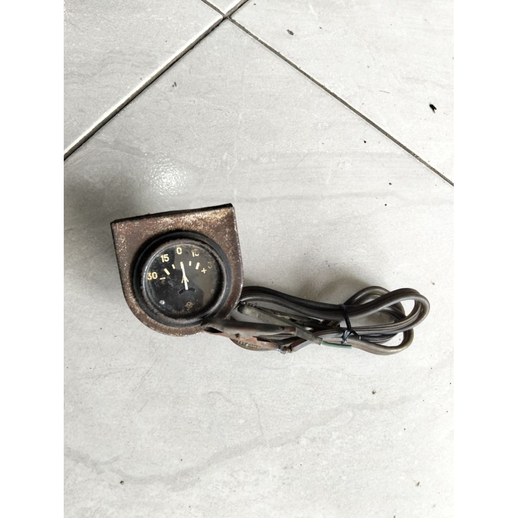 Tester checker alat tes amper aki mobil dan truk hingga 30 amper kondisi bekas seken second