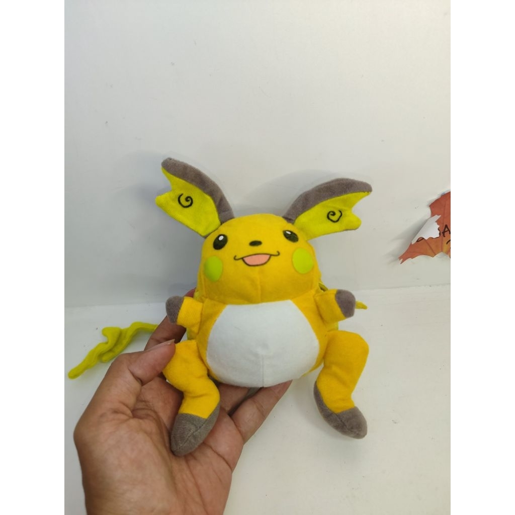 boneka pikachu raichu pokemon kfc merchandise vintage