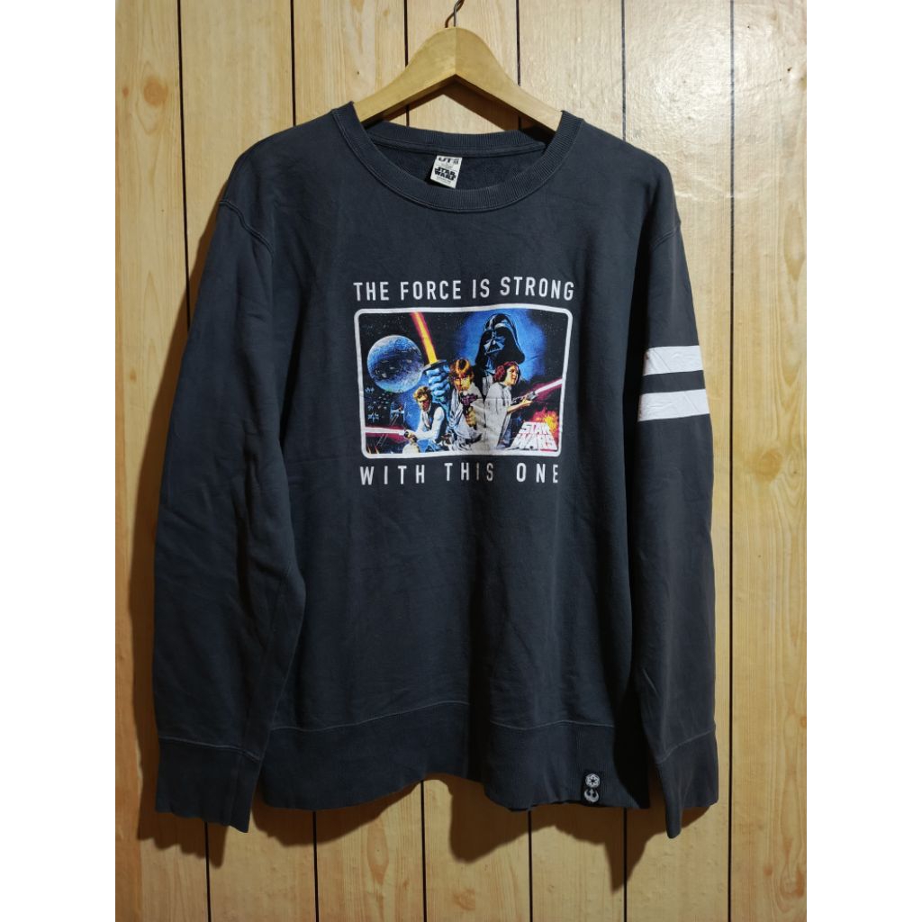 crewneck UNIQLO x star wars