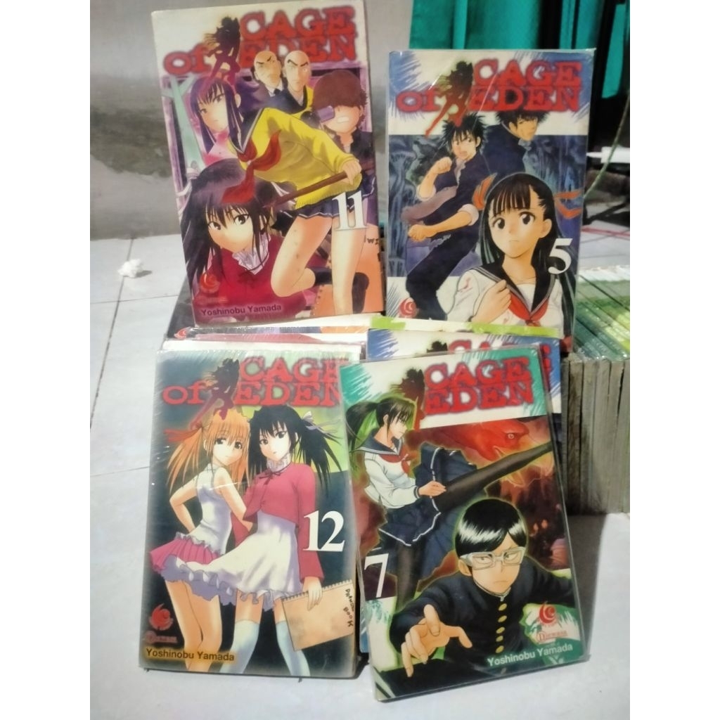 Komik Cage of Eden