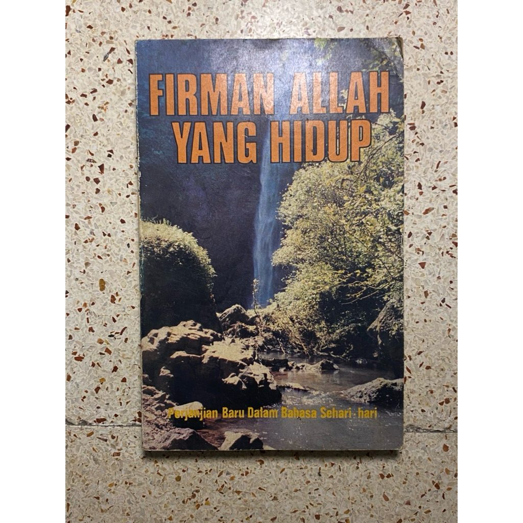 BUKU FIRMAN ALLAH YANG HIDUP