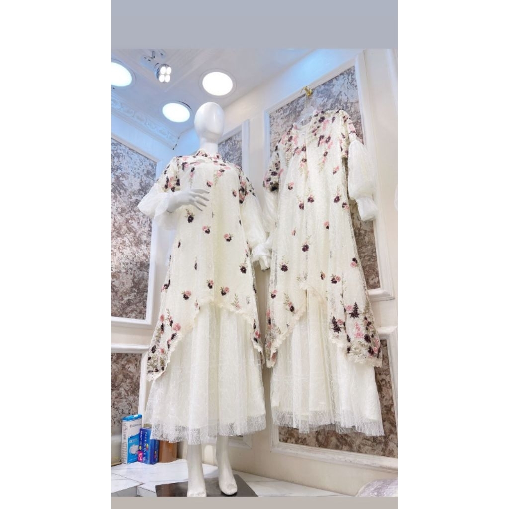 Raya dress garden