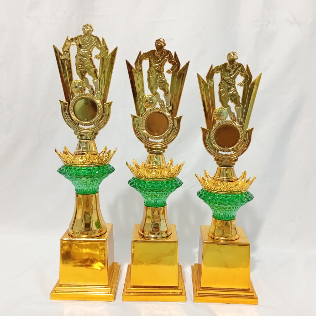 PIALA SEPAK BOLA TERBARU SATUAN DAN SET (KODE B2) TINGGI 40 - 44 CM | TATAKAN EMAS