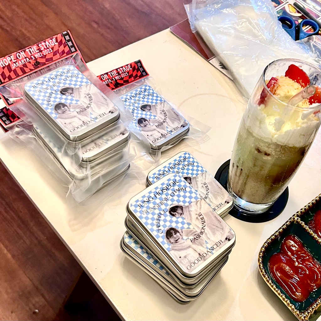 Tin Case BTS (J-Hope) Hope on the stage