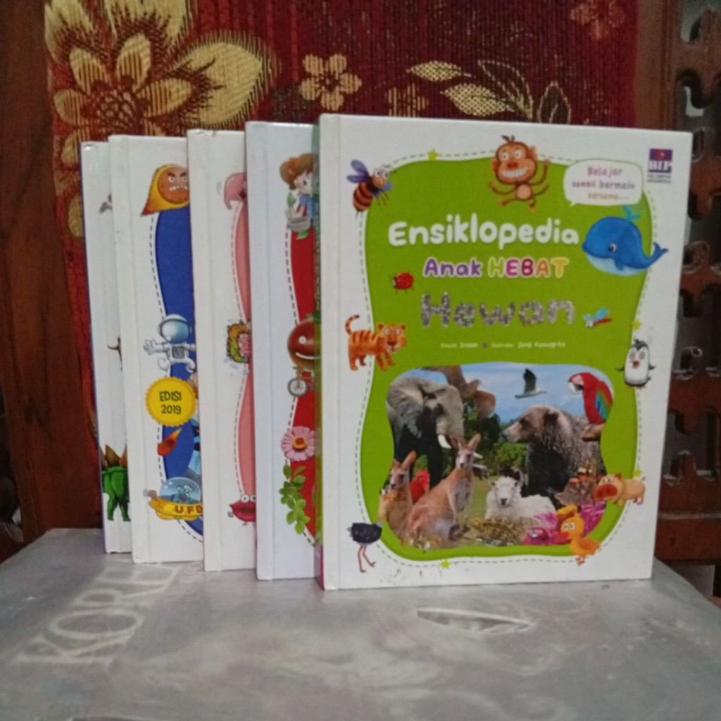 Buku Original Ensiklopedia Anak Hebat Hard Cover Bekas