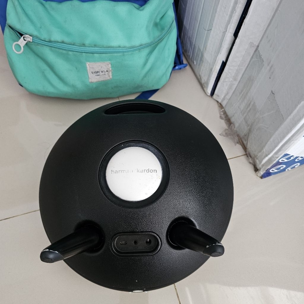 harman kardon onyx 3