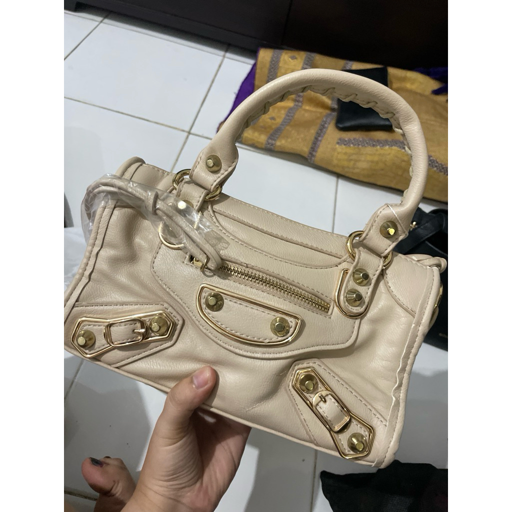 TAS BARU ALA BALENCIAGA