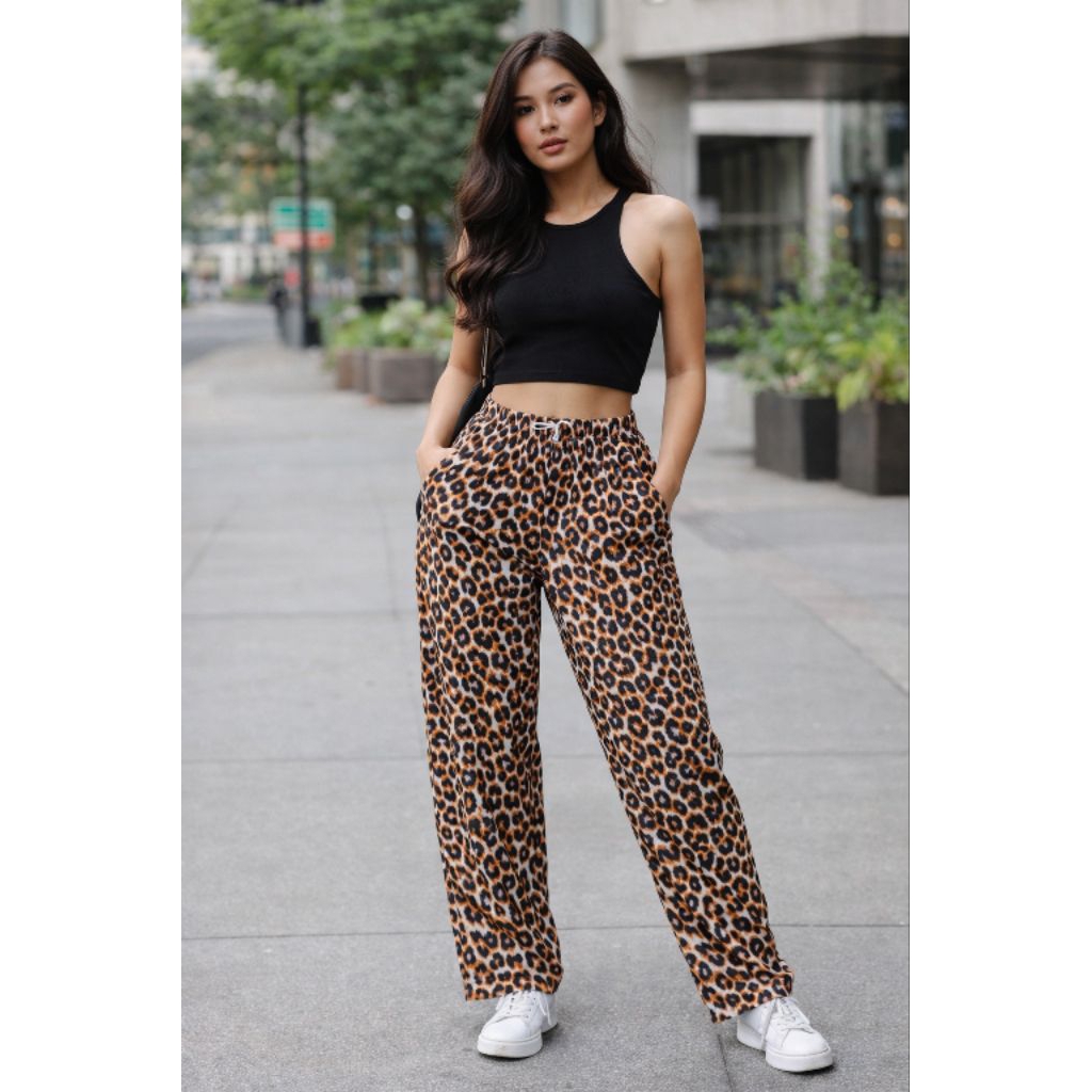 Celana panjang leopard casual saku samping