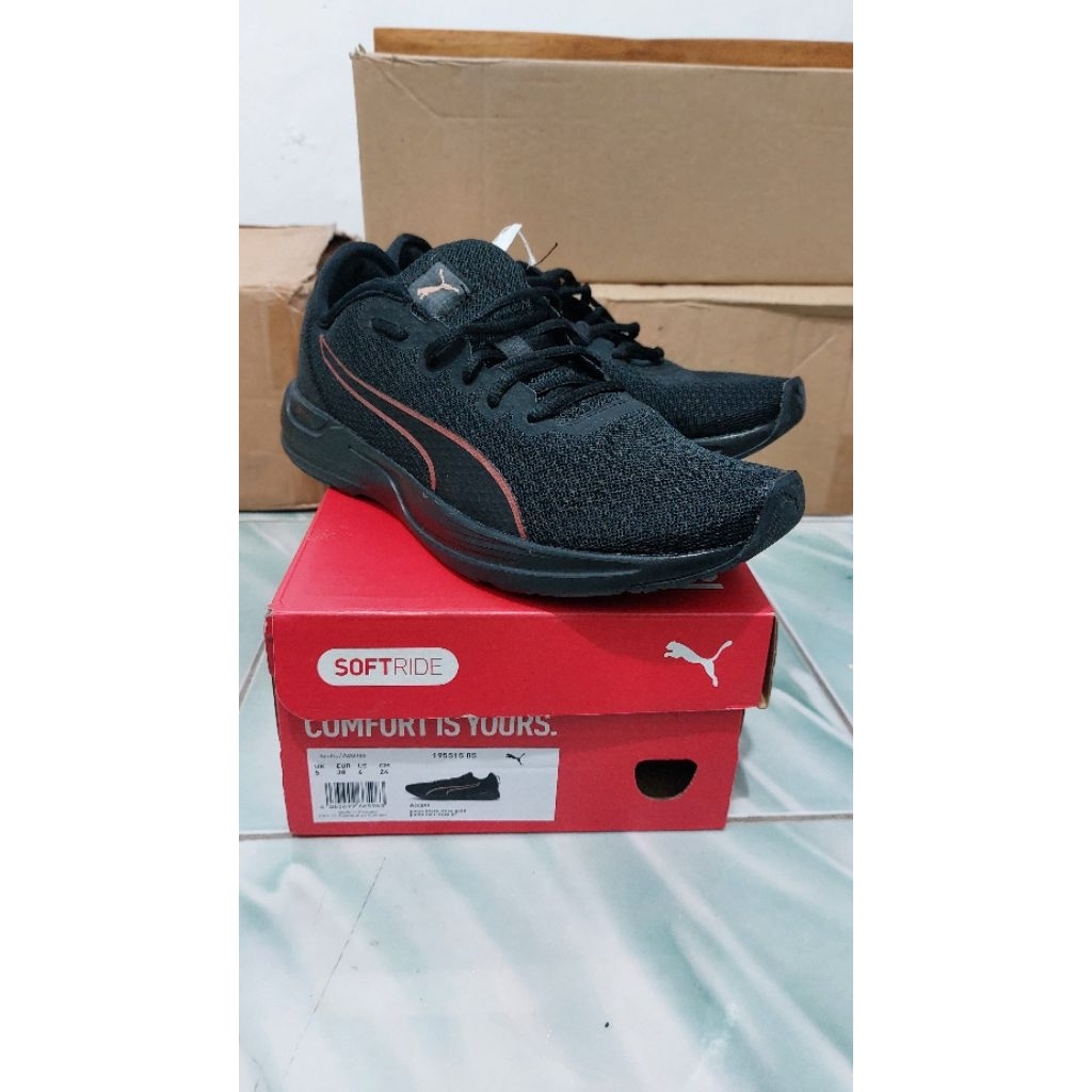Sepatu Running Puma Accent