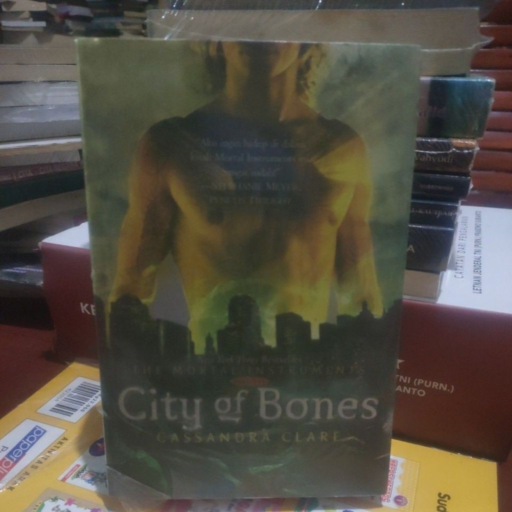 THE MORTAL INSTRUMENTS CITY OF BONES.ORIGINAL