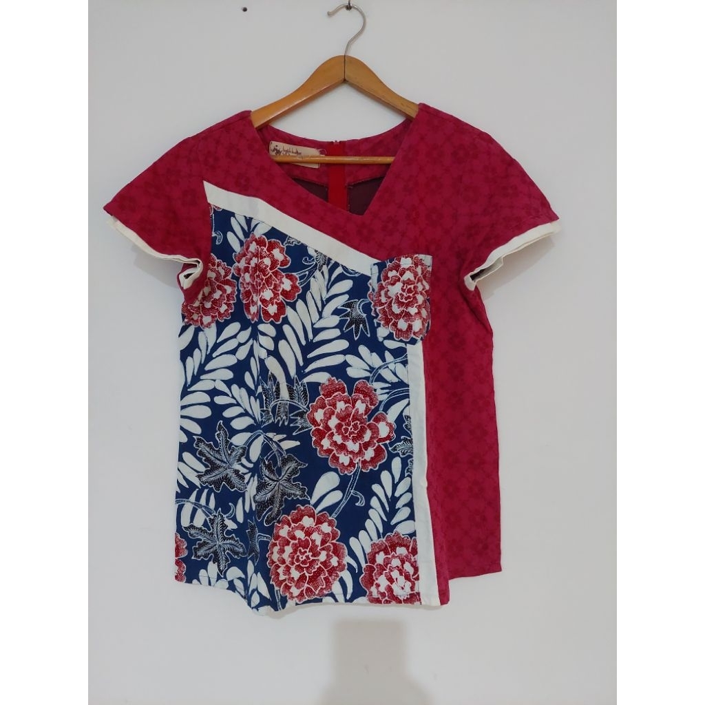 Blus Batik Kultur - Dea Valencia