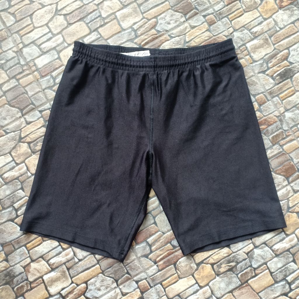 Celana pendek olahraga legging Compression original preloved