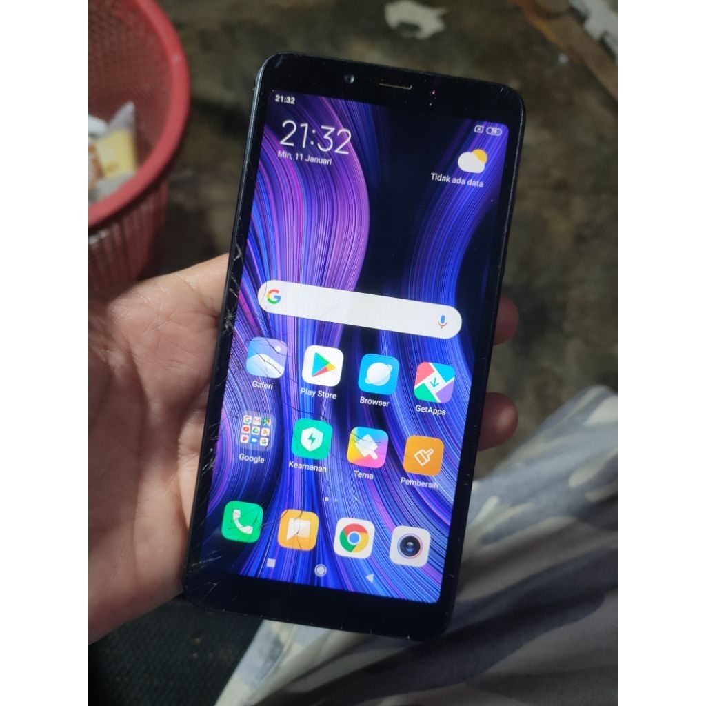 xiomi 6a minus retak sentuh masih normal...masih layak pakai