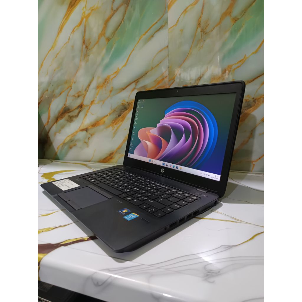 laptop hp ram 16gb dual vga