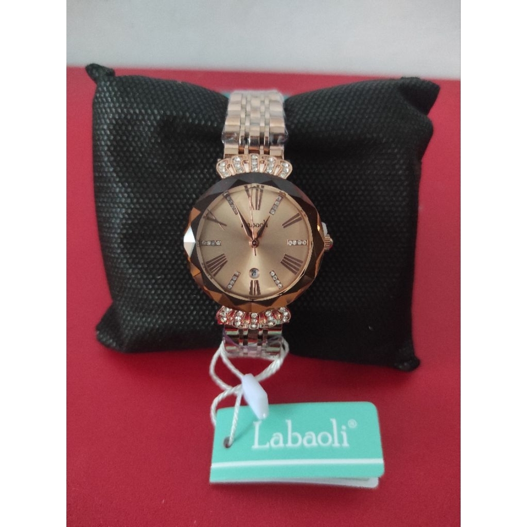 Labaoli warna Emas