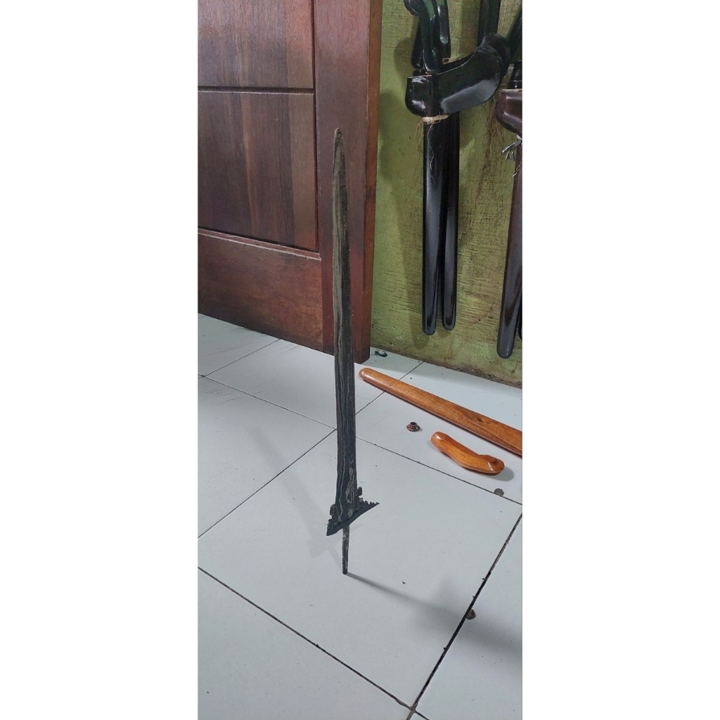 keris omyang jimbe berdiri peksi komplit warangka
