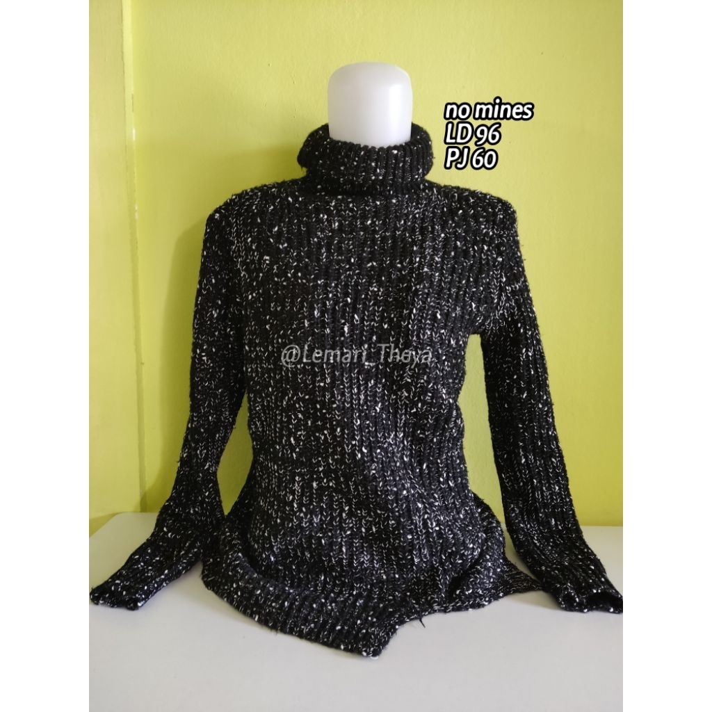 PRELOVED SWEATER RAJUT TEBAL
