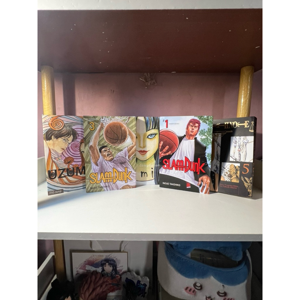 Manga preloved bundling, slamdunk, junji ito tomie, uzumaki, slamdunk