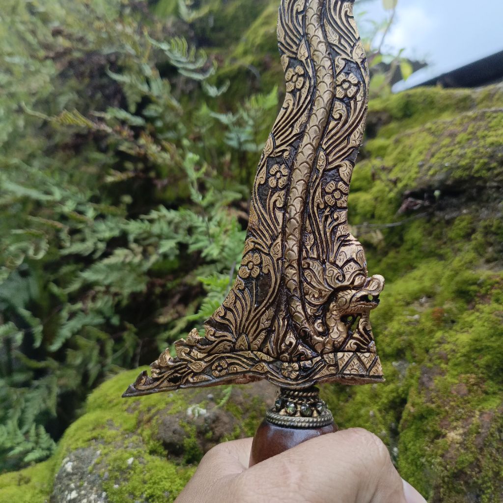 keris nogo rojo kinatah kamarogan