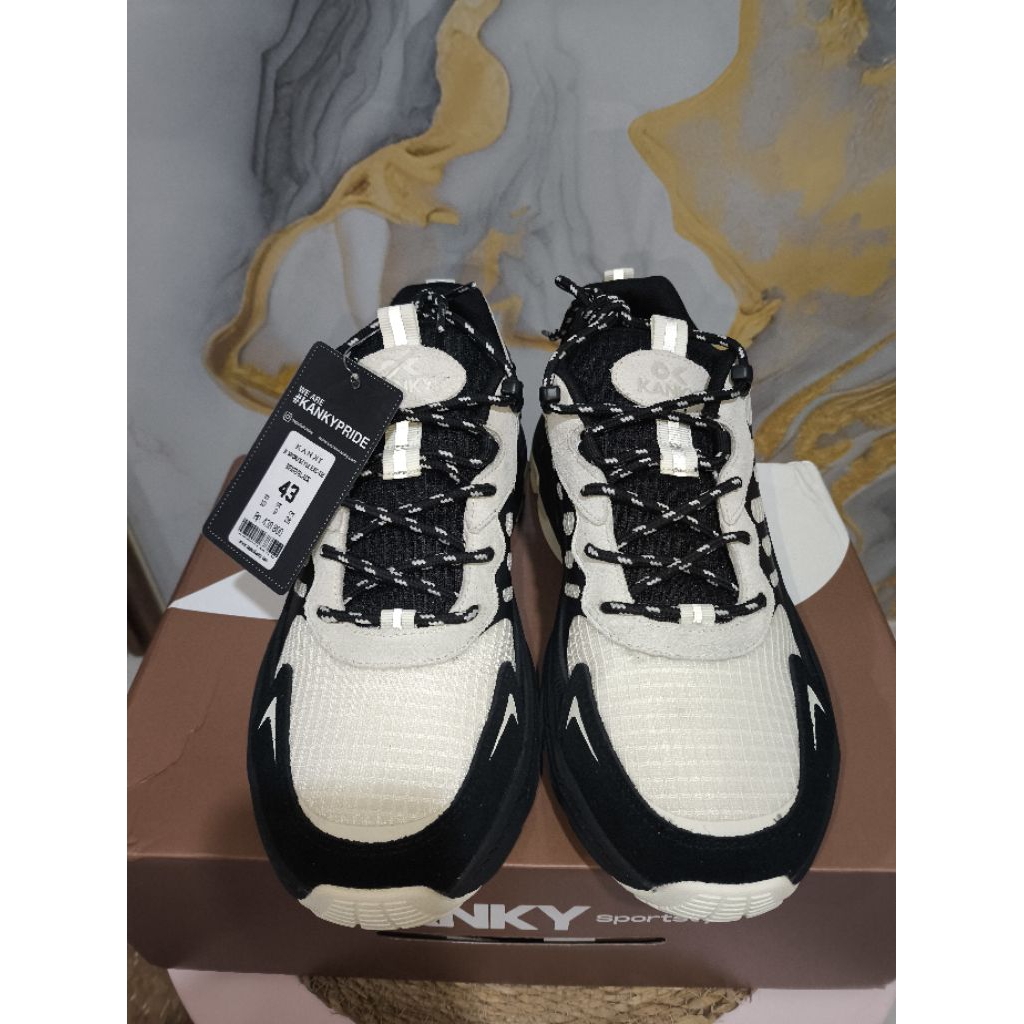 Sepatu Kanky Sportstyle EXC 02 - Orca (BNIB)