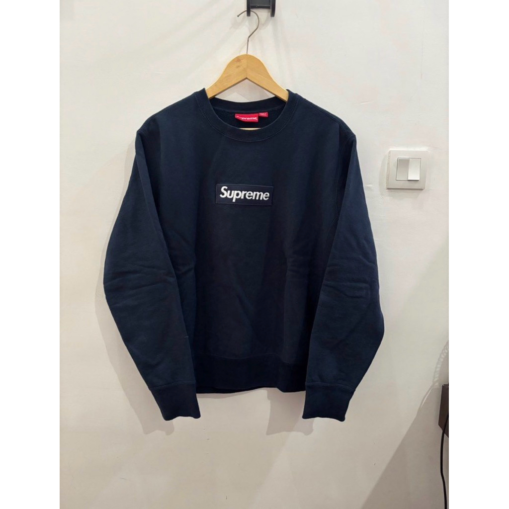 supreme box logo