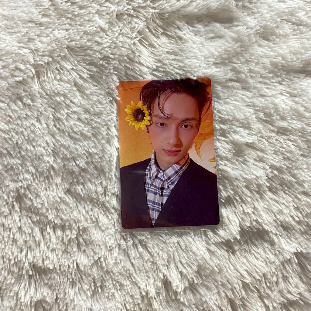 (READY STOCK) SEVENTEEN MOON WEN JUNHUI 17 RIGHT HERE PHOTOCARD PC