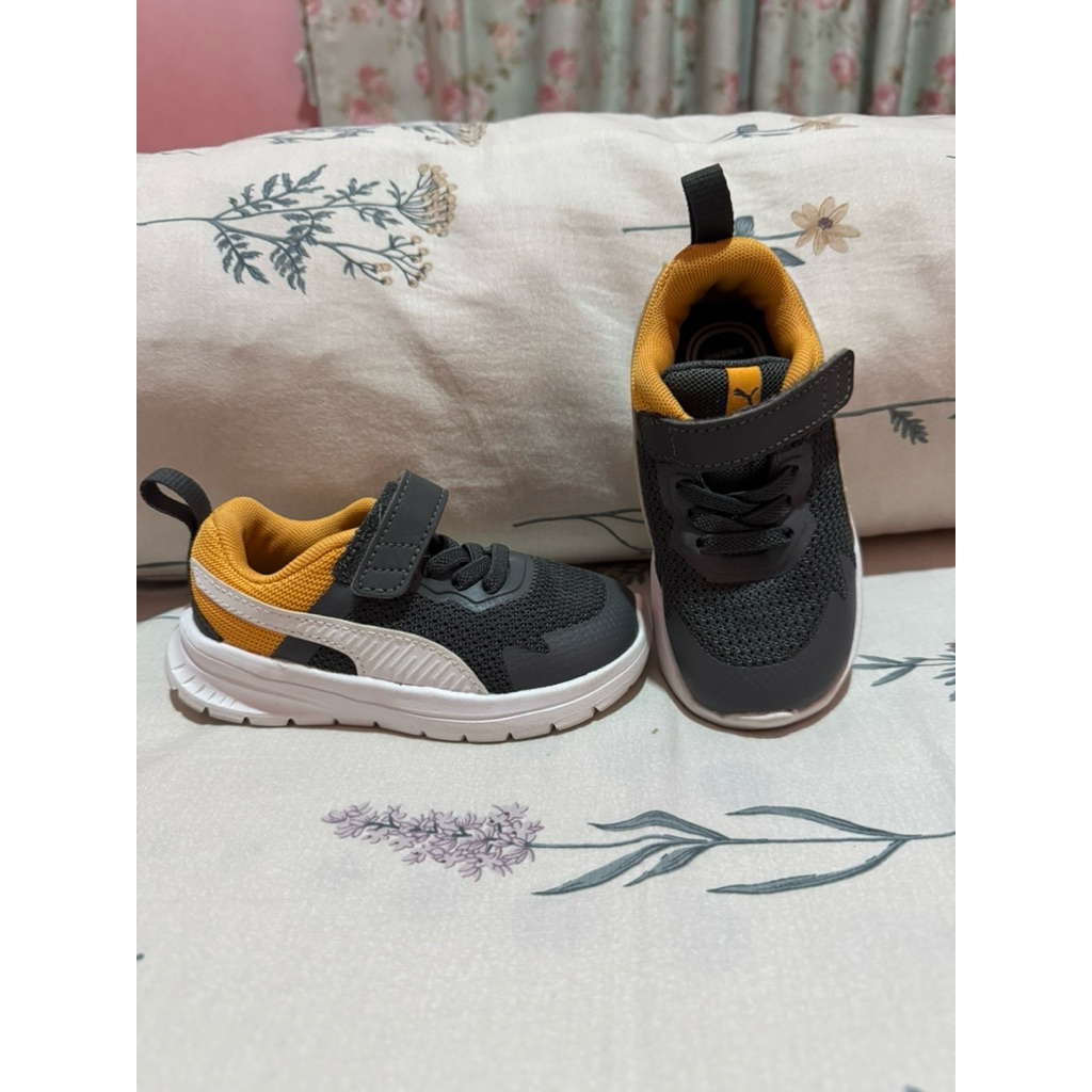 Sepatu Anak Puma