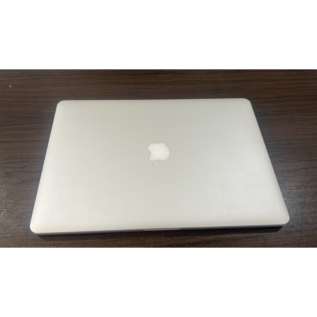 macbook pro retina 2015 15"