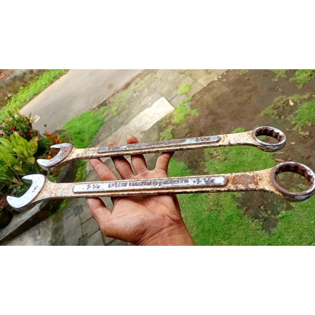 Kunci Ring Pas Prohex 1 1/4 (32)mm dan 1 1/16( 27 )mm