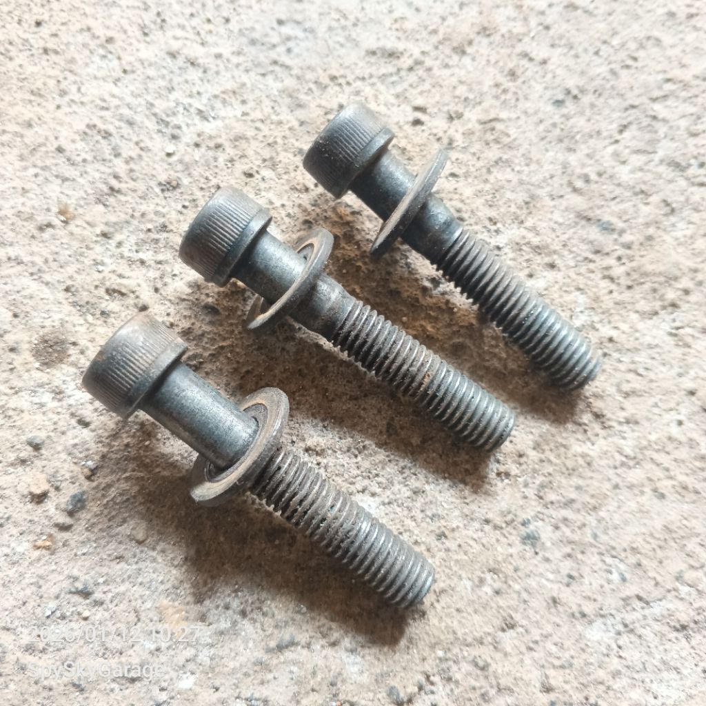 baut L original knalpot Suzuki Skywave Hayate 125