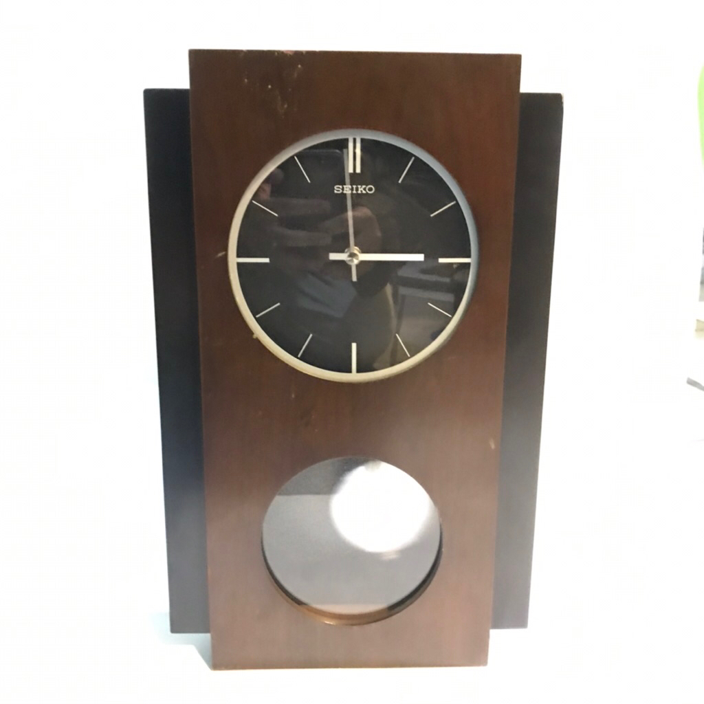 Vintage SEIKO Wall Clock wooden space age midcentury atomic design   SEIKO Analog Brown Color White 