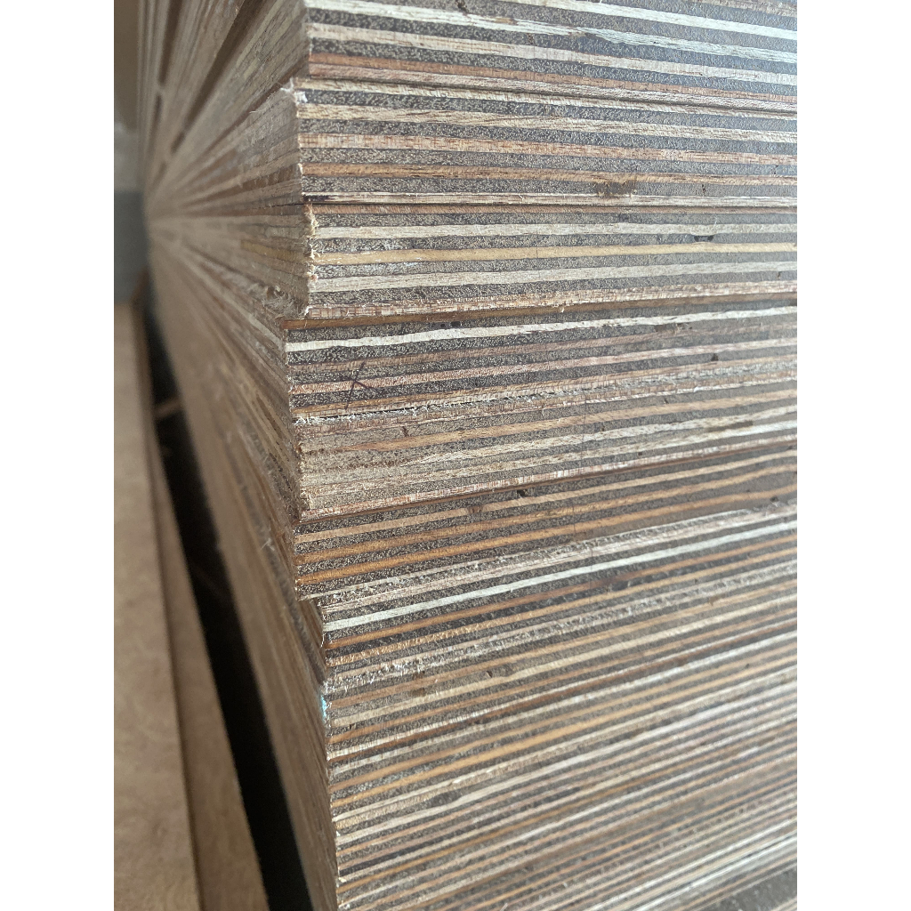 Triplek Full Meranti 122x244cm Tebal 18mm Cocok untuk Interior dan Furniture Tebal & Padat Kualitas 