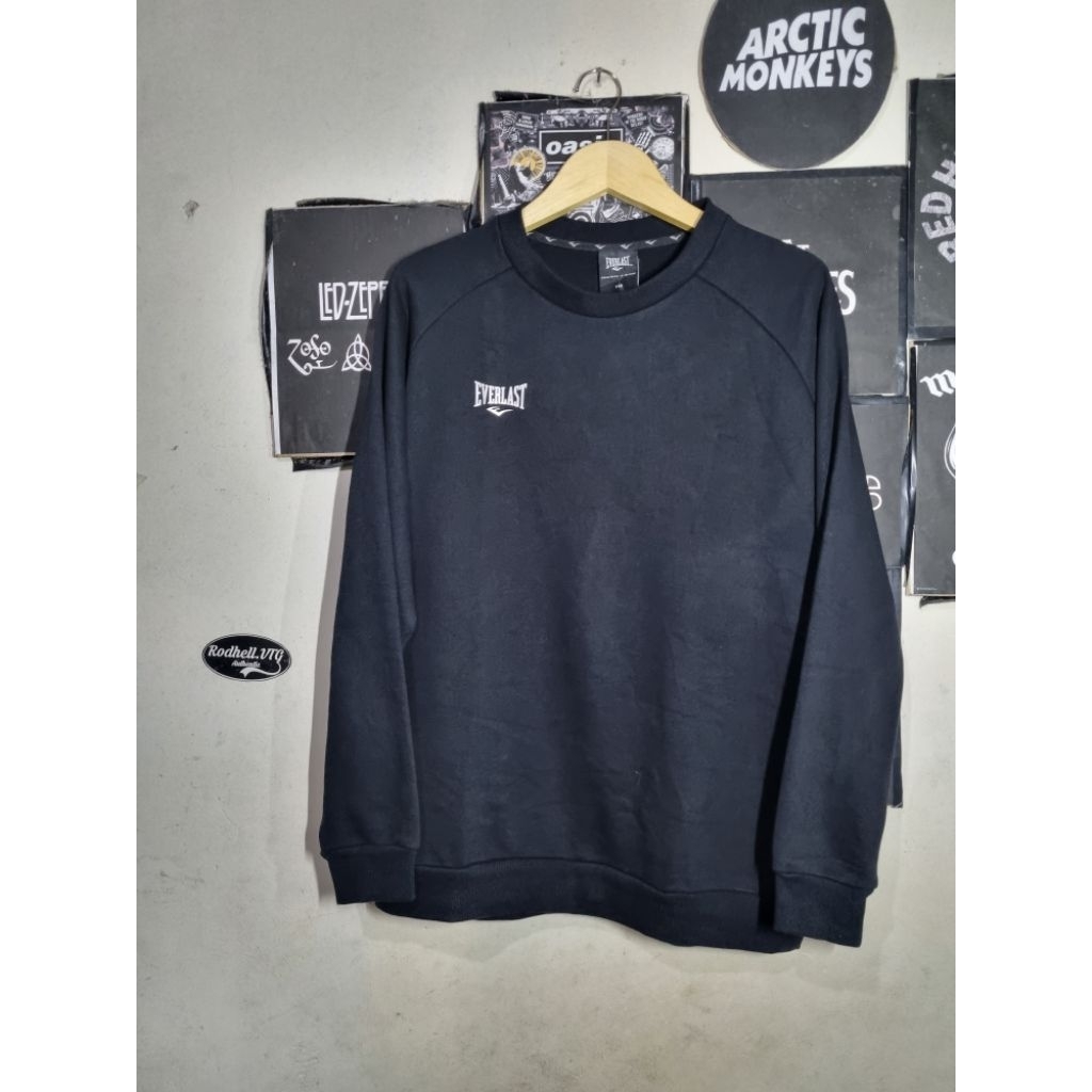 Crewneck Everlast Warna Hitam Pekat