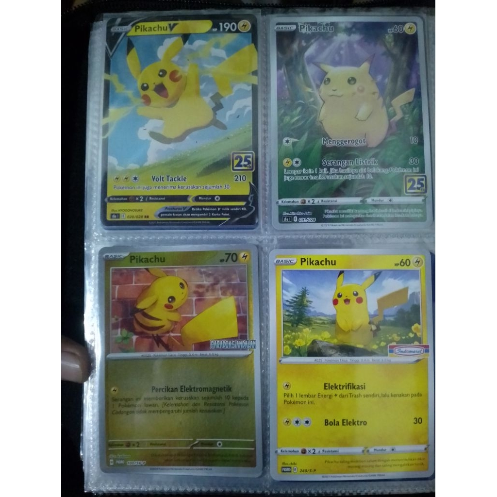 kartu pokemon pikachu