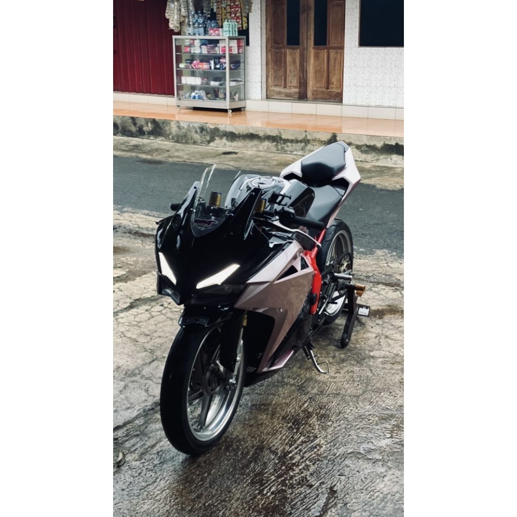 VELG CBR 250CBU PNP CBR250RR