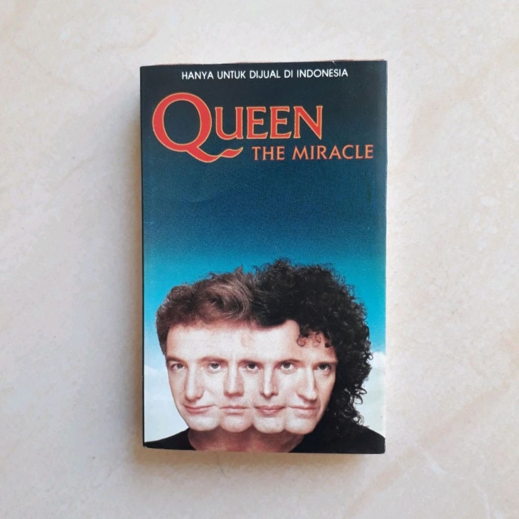 KASET QUEEN ALBUM THE MIRACLE