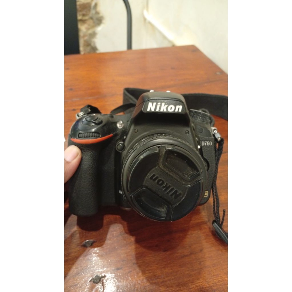 Nikon D750