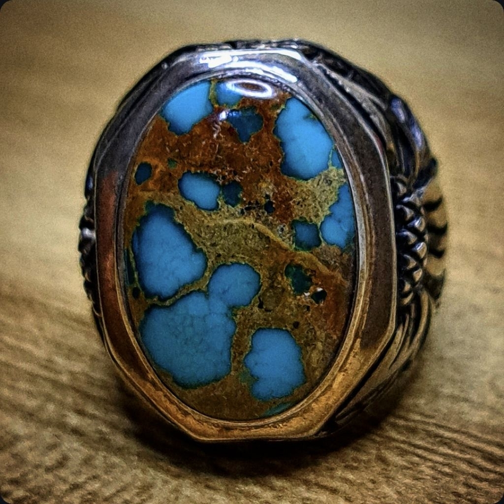 Pirus Persia Urat Emas Lawas