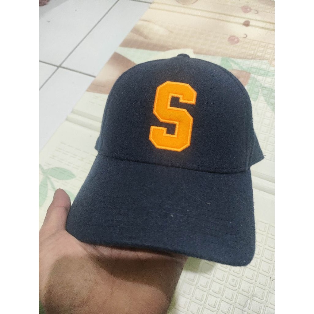 Topi logo S big logo bahan wool rayon