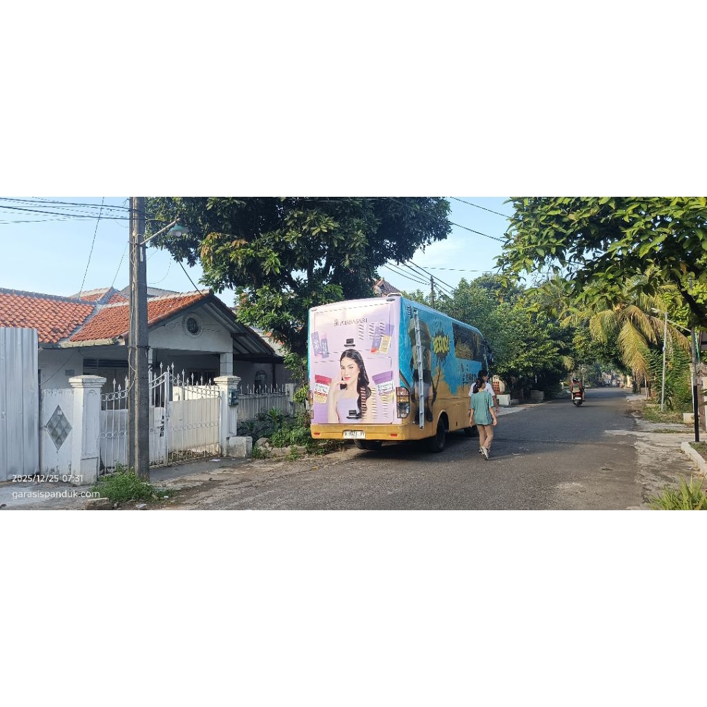 STIKER BRANDING MOBIL MOTOR