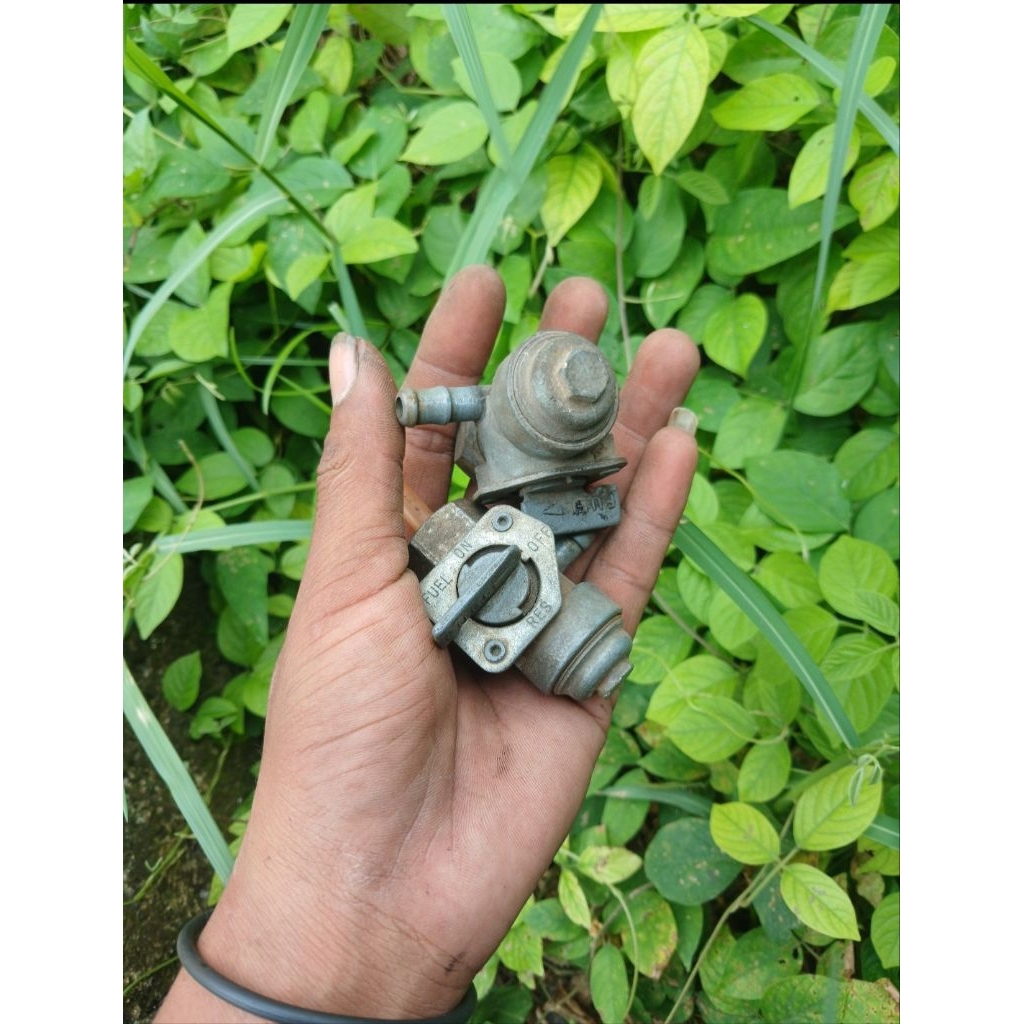 promo kran tangki kran bensin megapro new Monoshok original copotan motor siap pakai drat 24