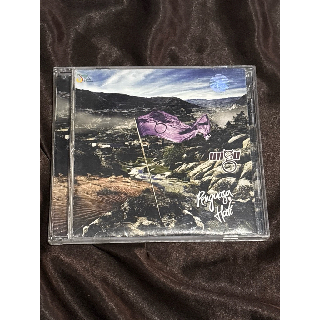 CD ALBUM UNGU - PENGUASA HATI ORIGINAL