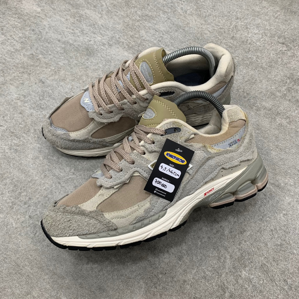 New Balance 2002r Protection Khaki