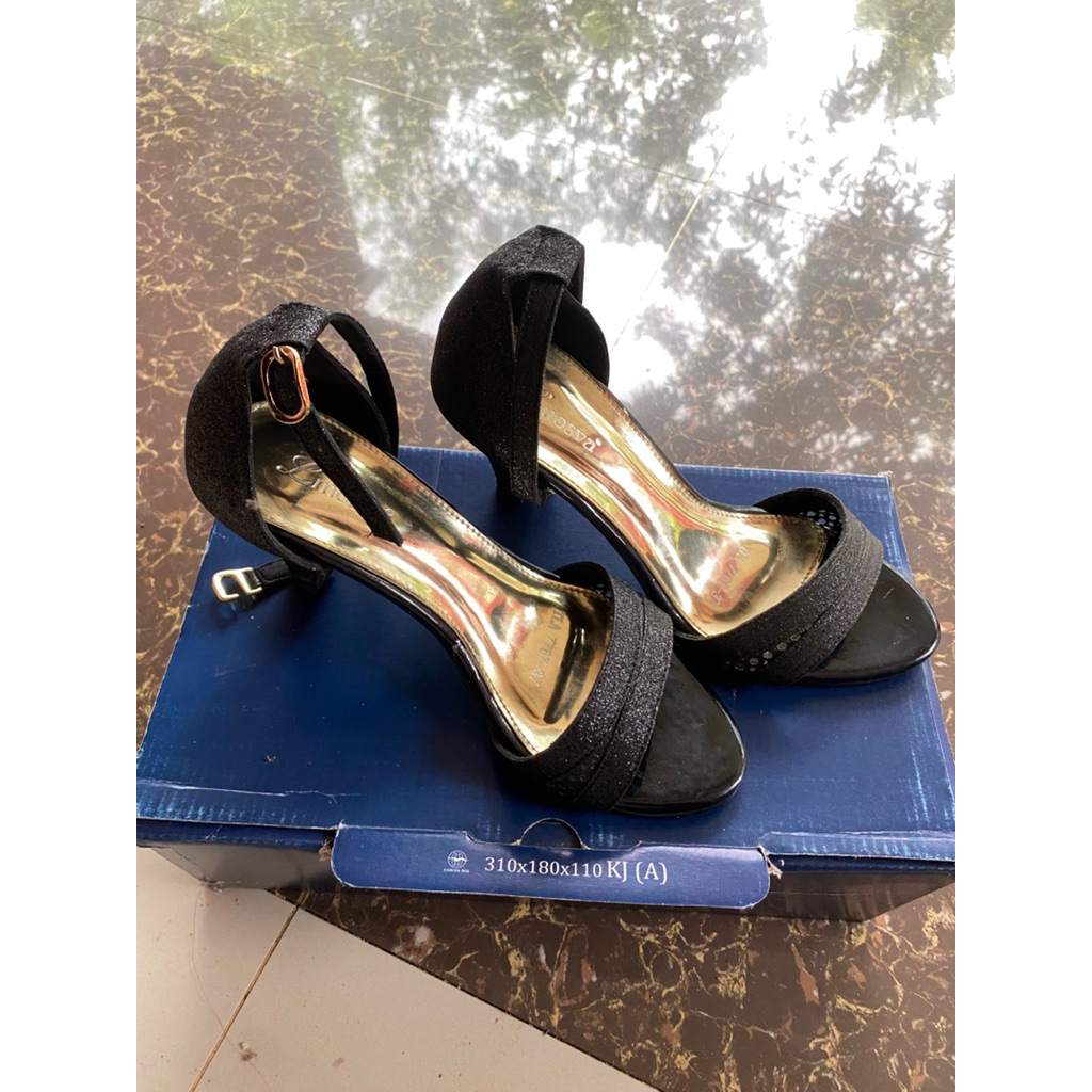 PL heels hitam tinggi 7cm