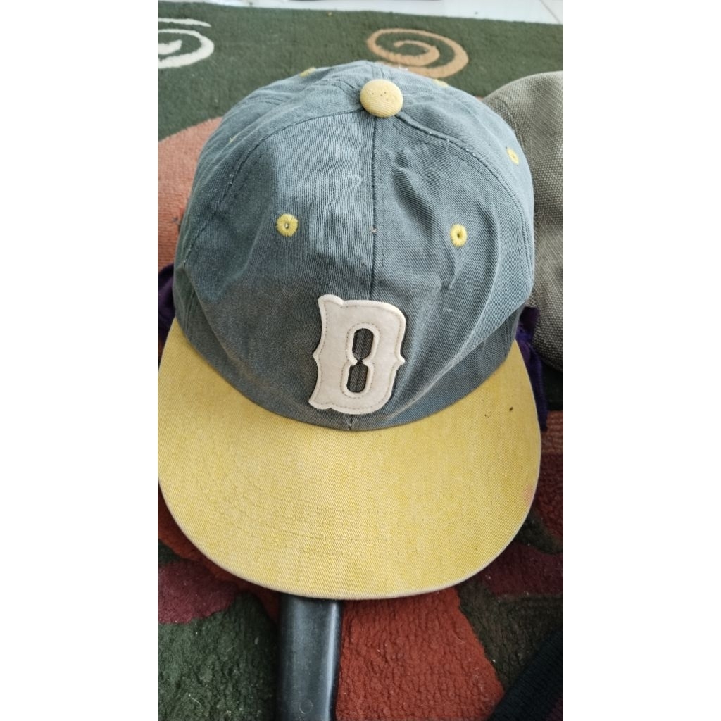 topi snapback logo D mulus