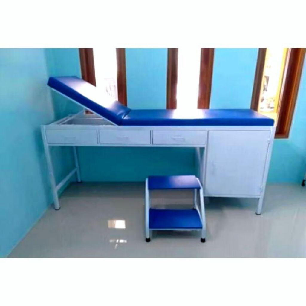 meja periksa 1loker 3 laci