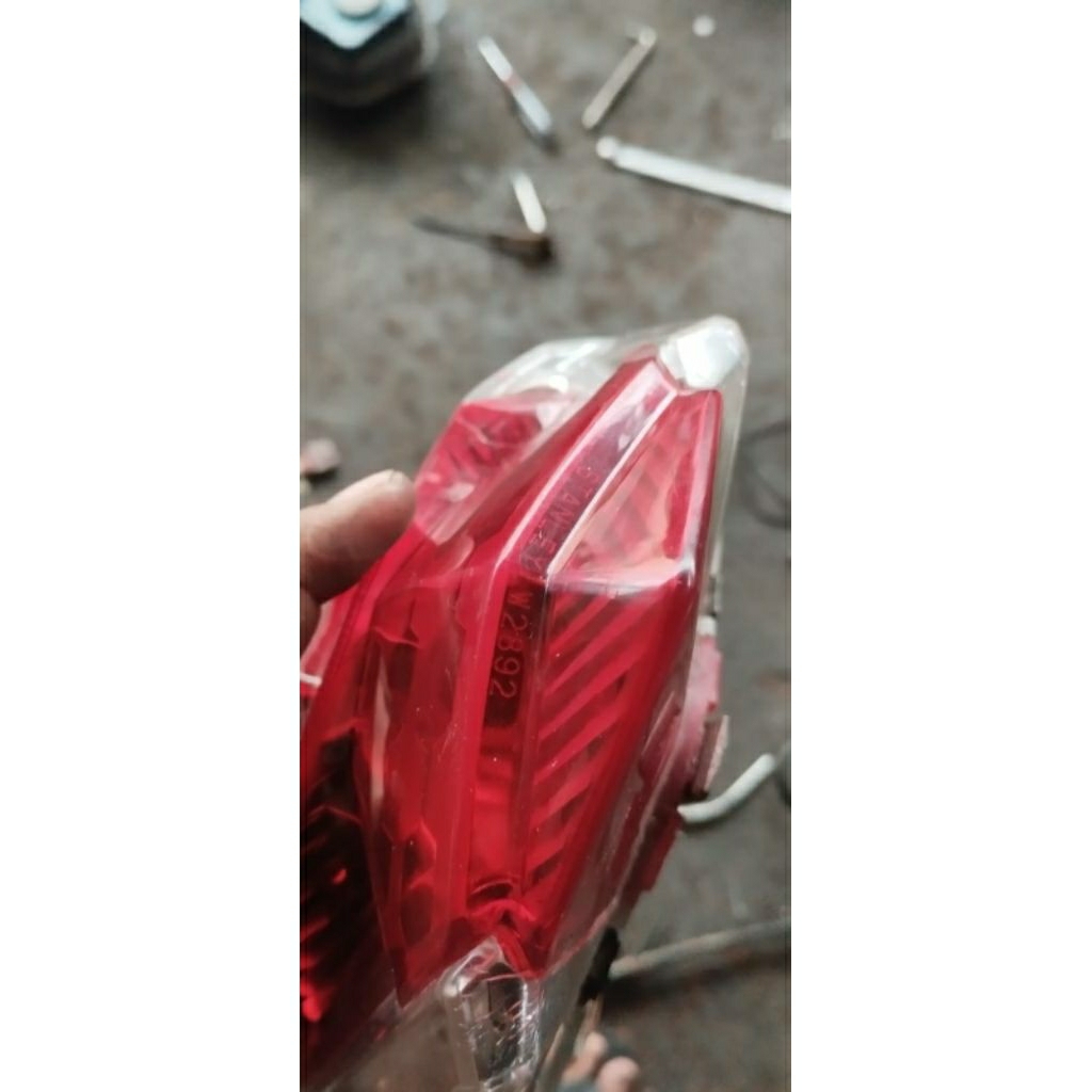 LAMPU STOP VARIO 125/150 LED OLD