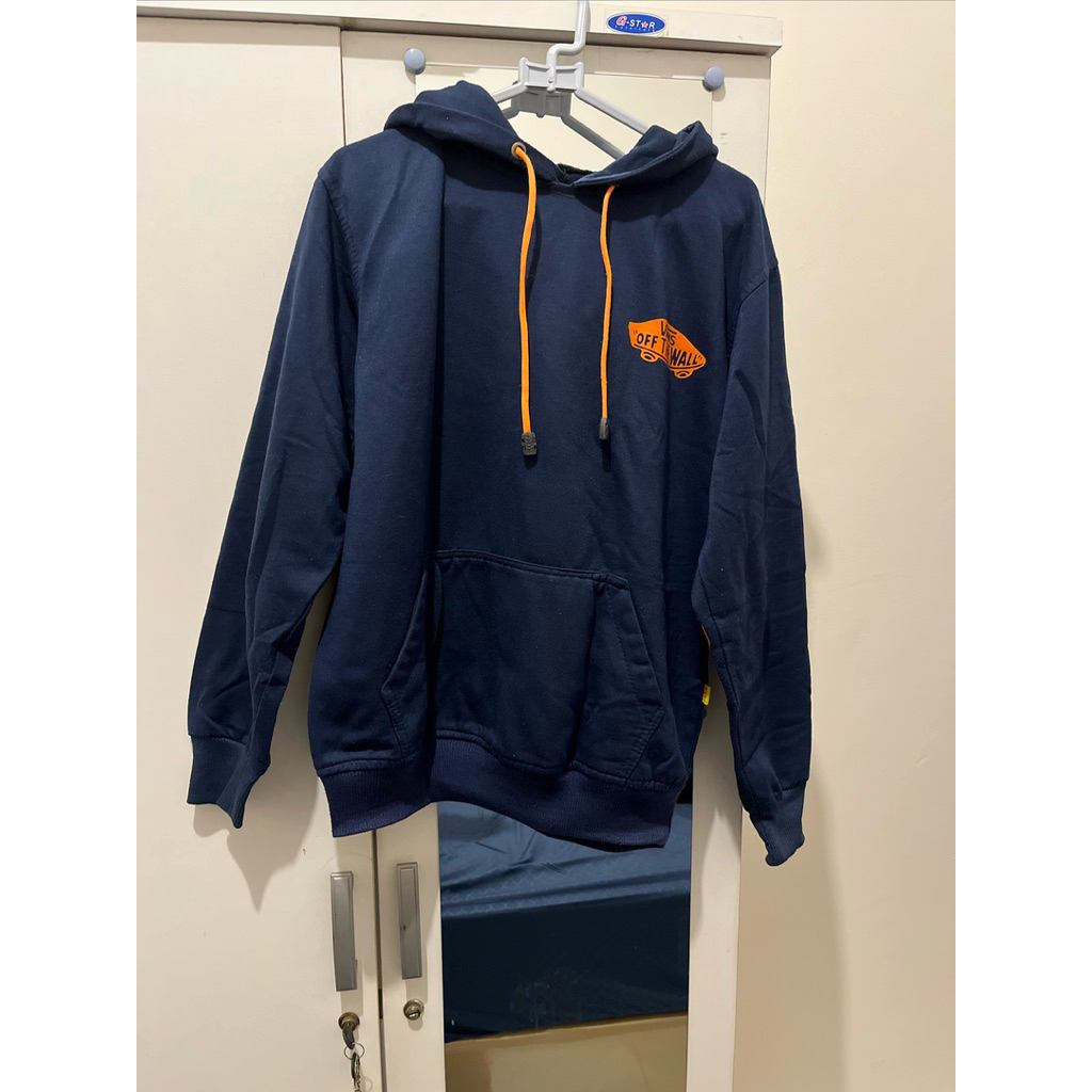 Preloved hoodie brand branded vans fit to L